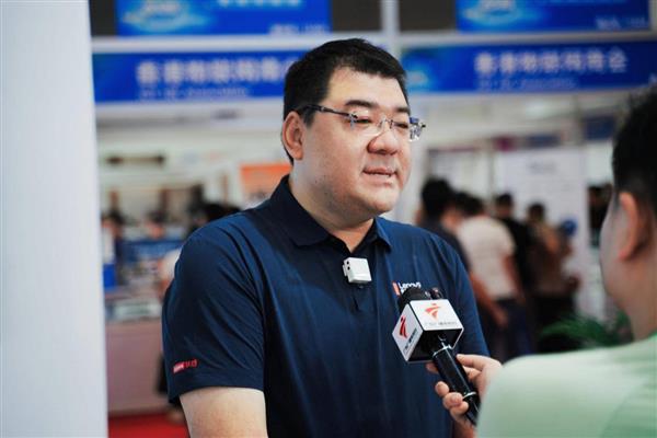 小米要与苹果正面PK了：雷军9月预告阔折叠等多款新品 三款玄戒芯是底气
