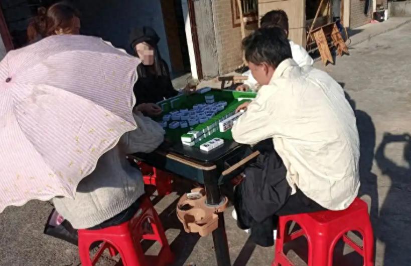 再见 低价手机！机构：400美元以下智能机今年出货量将萎缩22%